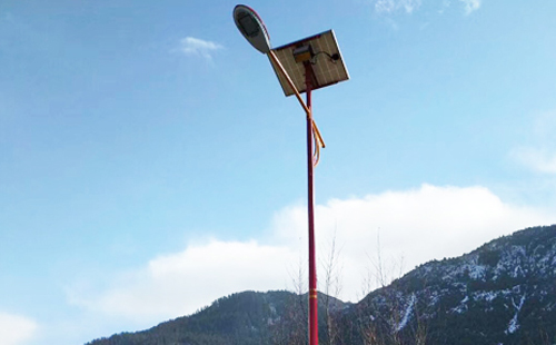 如何选择高质量的庆城太阳能路灯材料：全方位指南