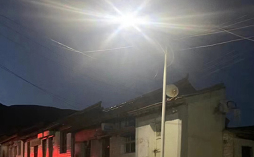 农村院子里最适合的庆城太阳能路灯亮度与安装要点