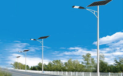 农村道路装庆城太阳能路灯选多大瓦数实测